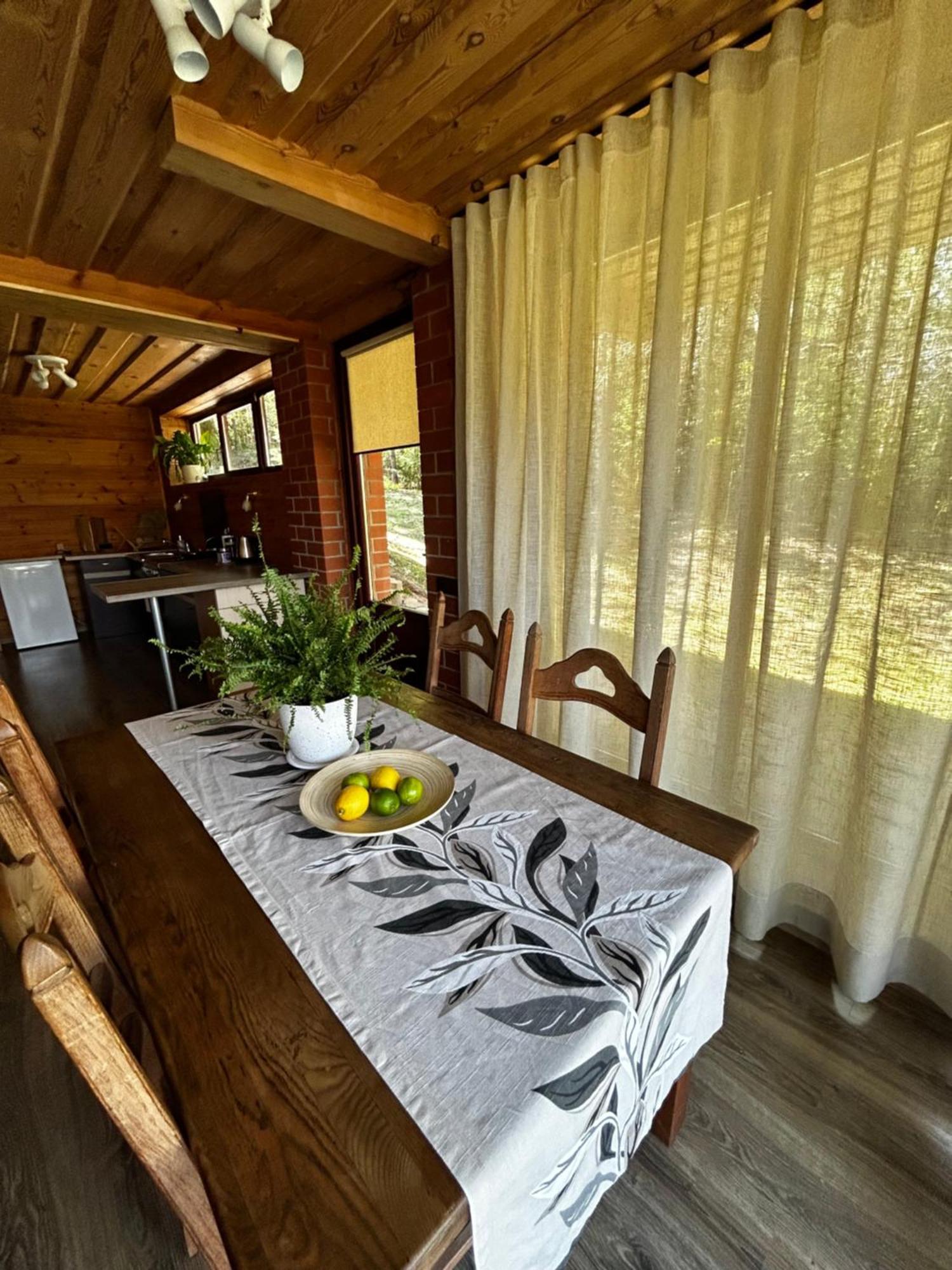 Vizbuli, Проживання в сім'ї